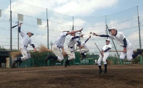 人人都是魔法師！哈利波特迷騎掃把照風(fēng)靡網(wǎng)絡(luò)