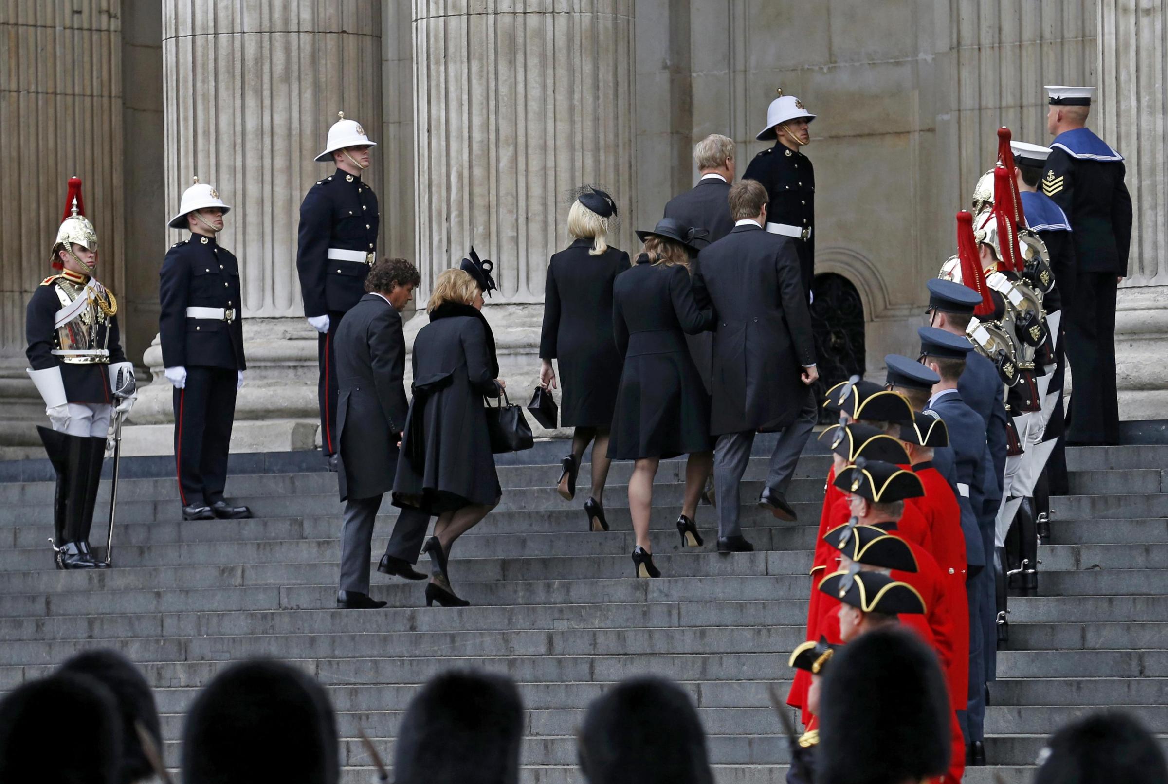 撒切爾夫人葬禮17日舉行 路旁出現(xiàn)抗議示威者