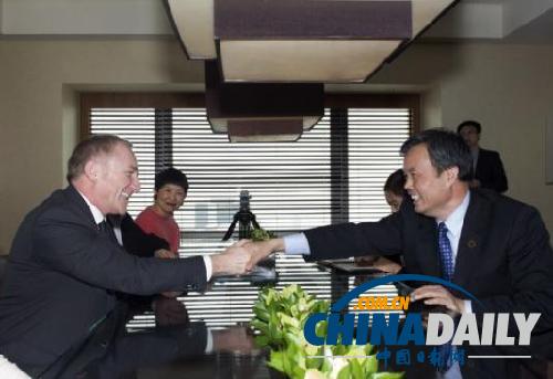 法國(guó)社會(huì)高度關(guān)注獸首回歸中國(guó) 多數(shù)民眾表示贊成