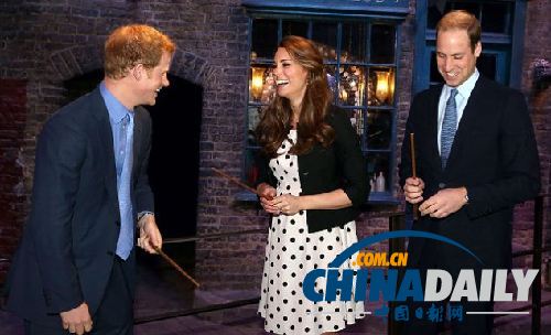 英王儲出席環(huán)?；顒颖畫?或為迎接長孫出生做準(zhǔn)備