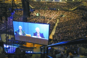 巴菲特不看好黃金 預(yù)測(cè)未來(lái)100年收益遠(yuǎn)低于耕地和股權(quán)