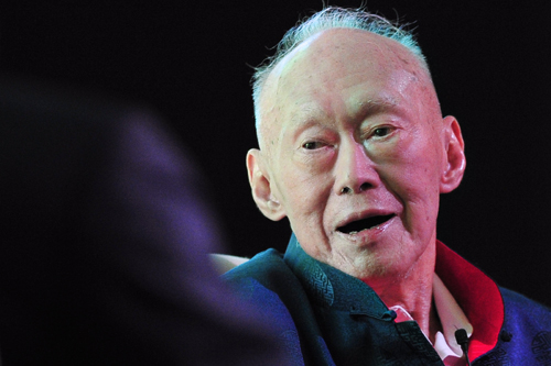 美報：李光耀給美國敲警鐘 美國正系統(tǒng)性衰落?