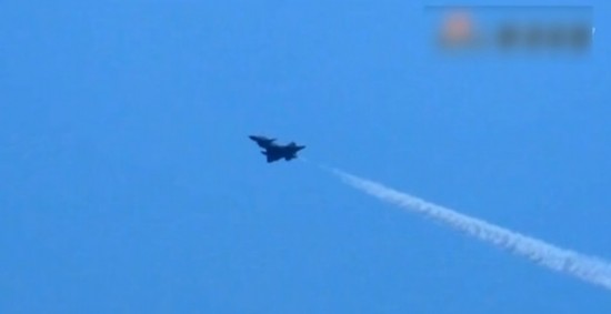 組圖:實拍多架殲-10出廠前震撼試飛