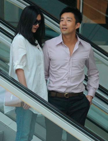 網(wǎng)曝大S發(fā)福近照:腰部變粗腹部隆起似有孕