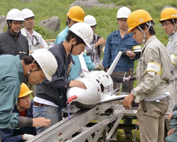 日大學進行小型火箭發(fā)射試驗 偏離預定軌道