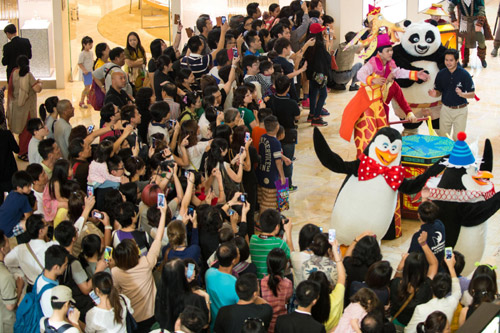澳門啟動“體驗(yàn)夢工場”活動 與功夫熊貓近距離接觸