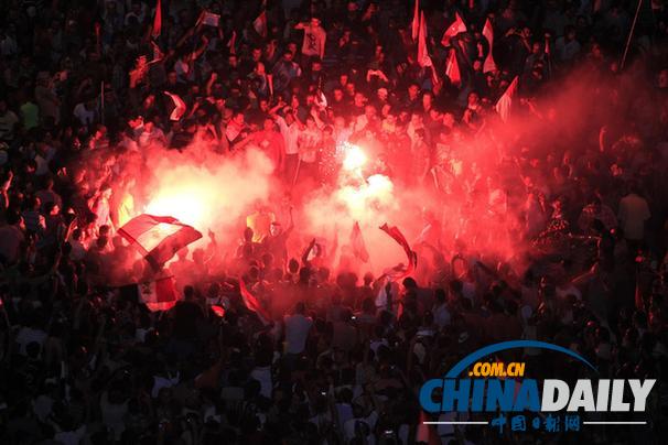 埃及爆發(fā)兩年來最大規(guī)模示威活動(dòng)200多人受傷