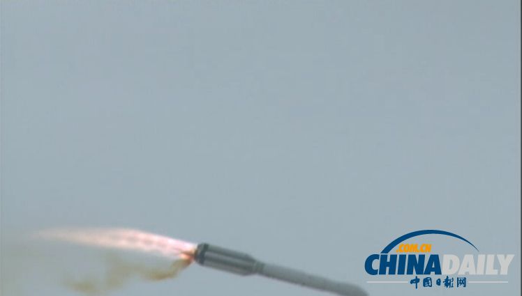 慘烈!實拍俄羅斯質子M運載火箭升空后失控爆炸