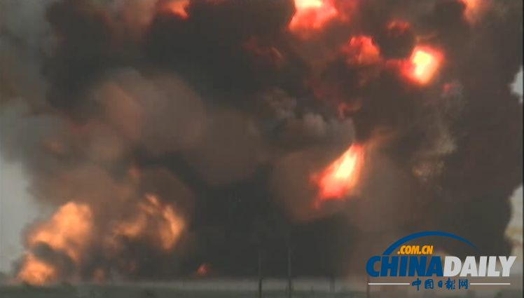 慘烈！實(shí)拍俄羅斯質(zhì)子M運(yùn)載火箭升空后失控爆炸