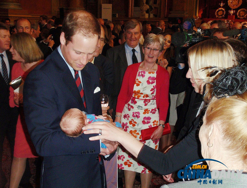 組圖：凱特威廉出席活動(dòng)樂(lè)與兒童互動(dòng)