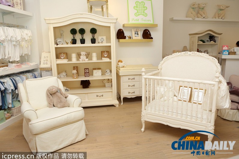 組圖：英國王室寶寶掀經(jīng)濟(jì)熱潮 產(chǎn)品五花八門樂壞商家