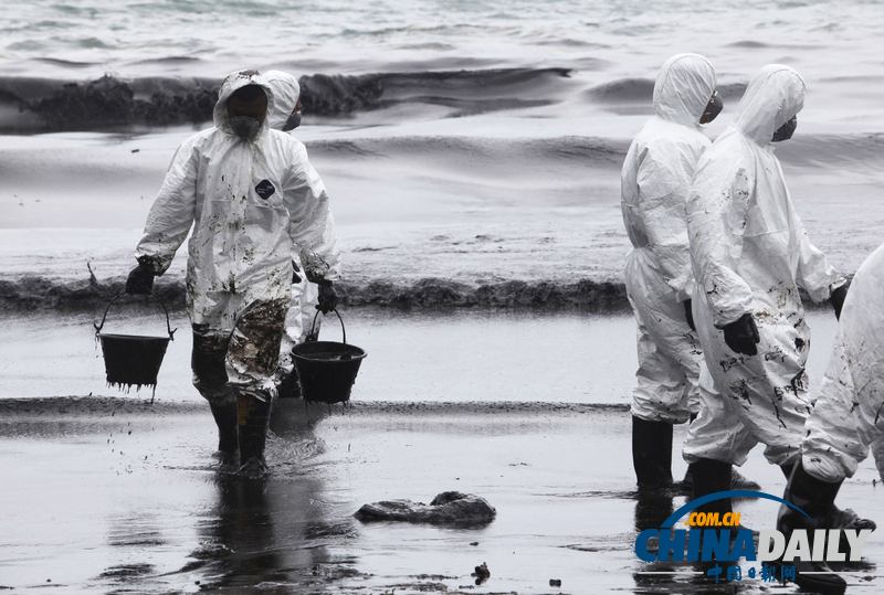 泰國(guó)原油泄漏擴(kuò)散至旅游勝地沙美島（高清組圖）