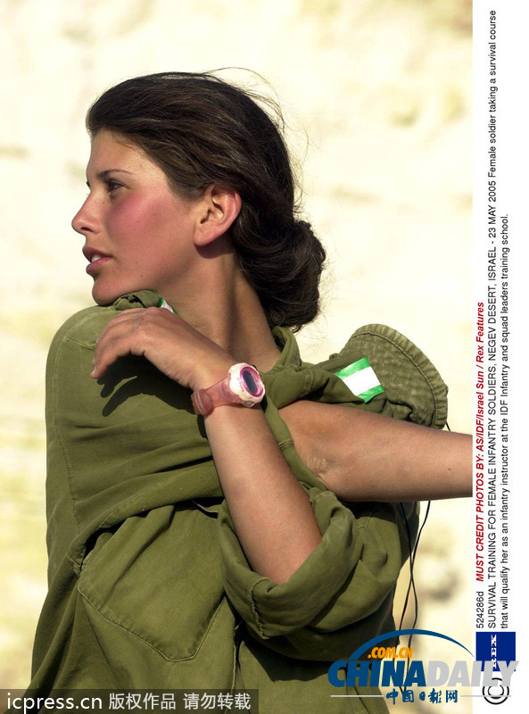 綠色軍營柔美風景線 盤點世界各國女兵誰最美（組圖）