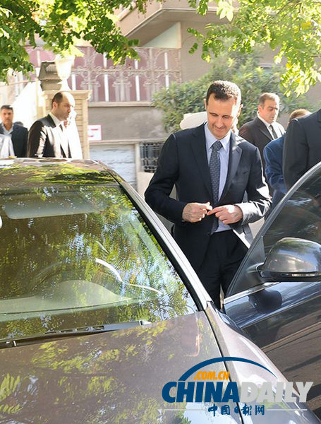 敘反對(duì)派稱(chēng)攻擊總統(tǒng)車(chē)隊(duì) 官媒否認(rèn)遭襲（高清組圖）