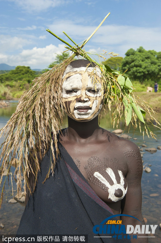 盤點土著超強穿著 露與不露發(fā)揮到最高境界(組圖)