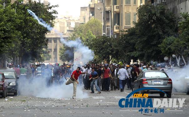 埃及穆兄會：軍方清場至少致250人亡5000余傷