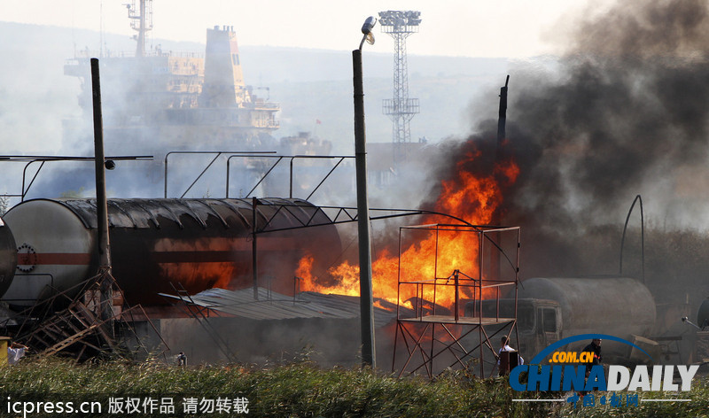 保加利亞液化氣罐車發(fā)生爆炸 導(dǎo)致12人受傷