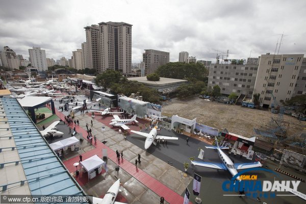 拉丁美洲商務(wù)航展在巴西舉行 奢華公務(wù)機(jī)紛紛亮相