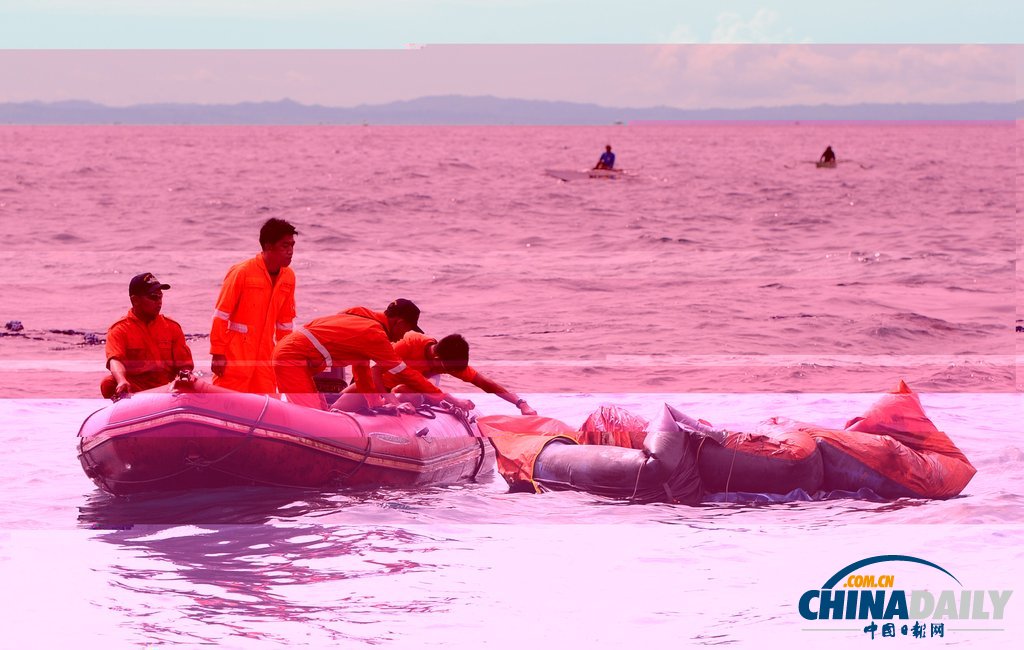 菲律賓客輪撞船事故已致24死 約300人失蹤(高清組圖)