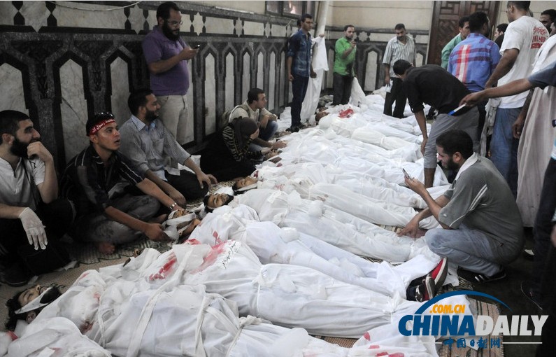 埃及再爆大游行百余人死亡 穆兄會號召繼續(xù)抗議