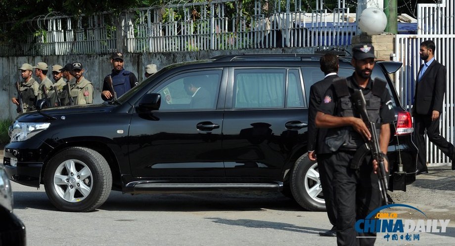 穆沙拉夫被控謀殺今日出庭受審 大批軍警護(hù)送(高清組圖)