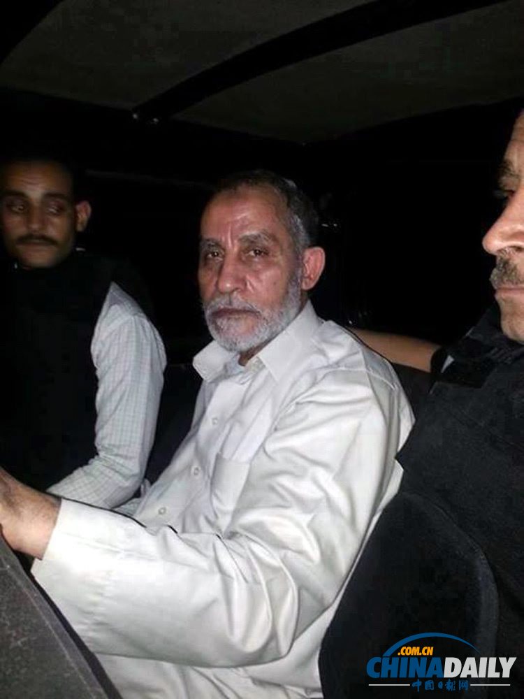 埃及內(nèi)政部首次公布穆兄會最高領(lǐng)導人巴迪亞被捕后照片(組圖)