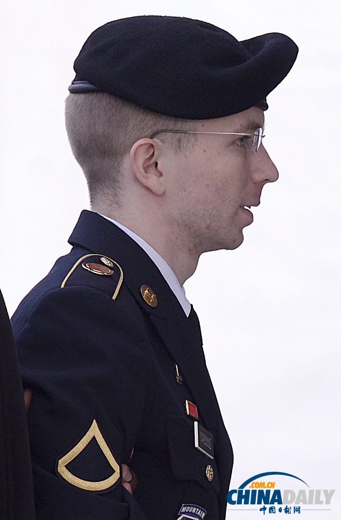 美國(guó)泄密士兵曼寧被判處35年監(jiān)禁 遭服役部隊(duì)除名（高清組圖）