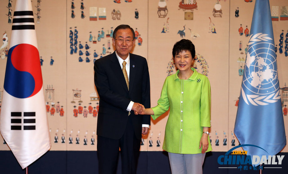 潘基文“回娘家” 與韓國(guó)總統(tǒng)樸槿惠舉行會(huì)談（高清組圖）