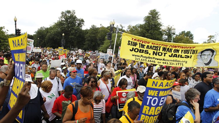 美國民眾游行紀(jì)念馬丁•路德•金演說50周年