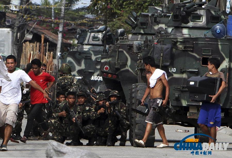 菲律賓反對(duì)派襲擊南部城市 欲在市政府升獨(dú)立旗