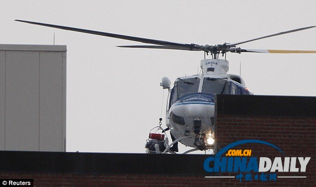 美國華盛頓海軍工廠發(fā)生槍擊案 10多人死傷兩嫌犯在逃