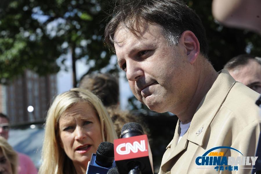 直擊現(xiàn)場：美海軍司令部槍擊案親歷者回憶案發(fā)細(xì)節(jié)