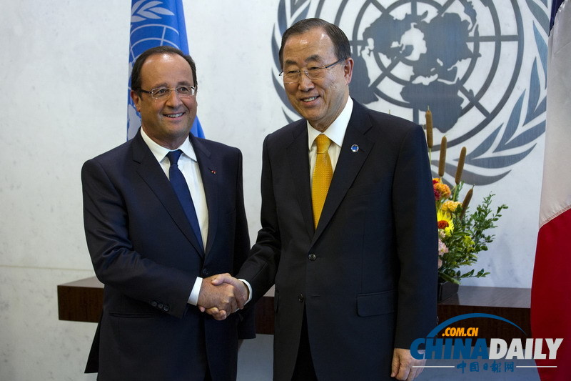 法總統(tǒng)奧朗德“歪脖”會見潘基文