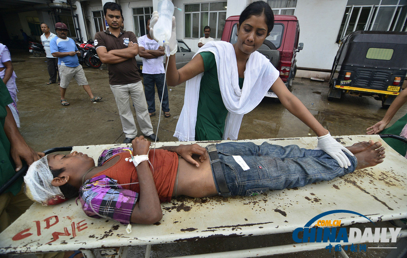 印度發(fā)生嚴(yán)重交通事故 造成至少30死18傷