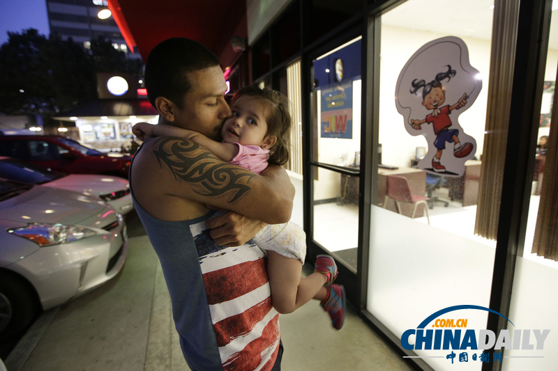 美政府關(guān)閉民眾遭殃：風(fēng)暴來襲景點關(guān)閉議員當(dāng)導(dǎo)游