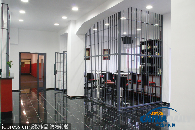 德國(guó)開設(shè)“監(jiān)獄式酒店” 滿足大眾獵奇品味