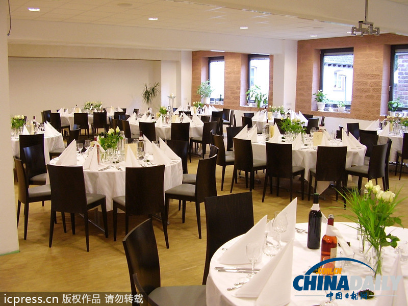 德國(guó)開(kāi)設(shè)“監(jiān)獄式酒店” 滿(mǎn)足大眾獵奇品味