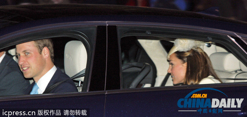 盤點參加喬治小王子受洗儀式皇室成員與賓客 哈里獨自現身