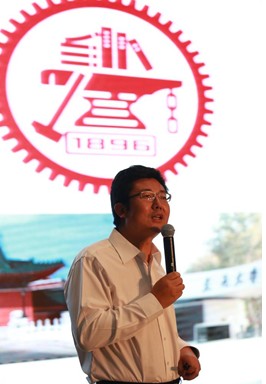 百度副總裁朱光走進(jìn)上海交大：做到最好 不留遺憾