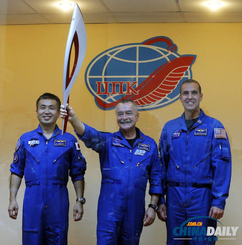 俄“聯(lián)盟”號飛船發(fā)射升空 攜冬奧會(huì)火炬前往空間站（高清組圖）