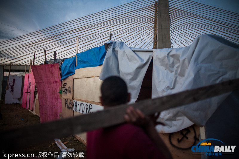 為避免影響市容 巴西強拆貧民窟迎世界杯遭抗議(組圖)