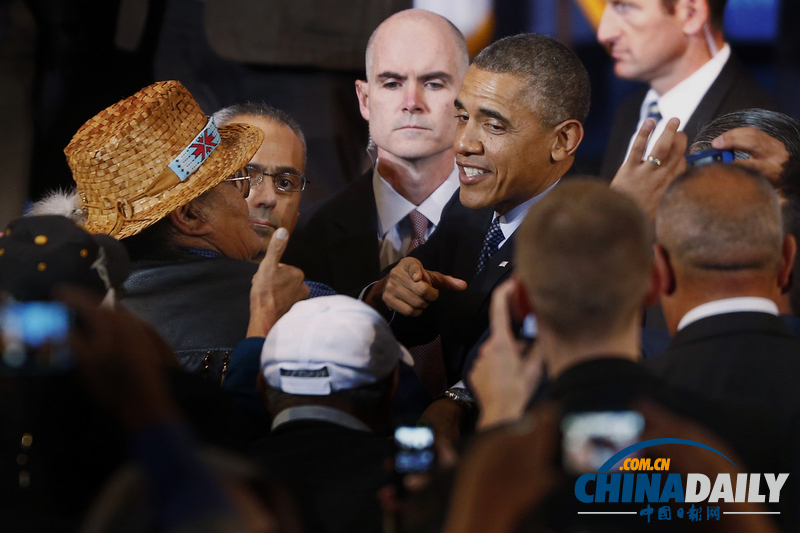 奧巴馬出席最大規(guī)模“部落會(huì)議” 與原住民熱情互動(dòng)（高清組圖）