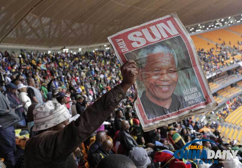奧巴馬抵達(dá)南非 將出席曼德拉官方追悼會