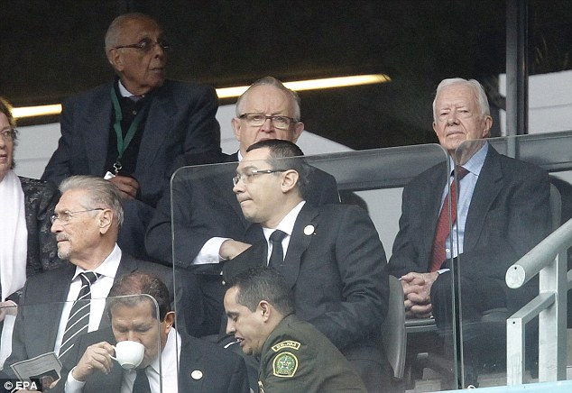 曼德拉追悼會(huì)切爾西前排享優(yōu)待 卡特后排受冷遇