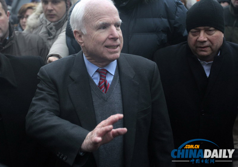 美參議員麥凱恩“助陣”烏克蘭抗議者