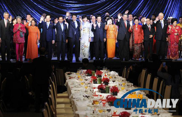 2013年終盤點(diǎn)：當(dāng)國(guó)際頭條遭遇網(wǎng)絡(luò)熱詞之十動(dòng)然拒