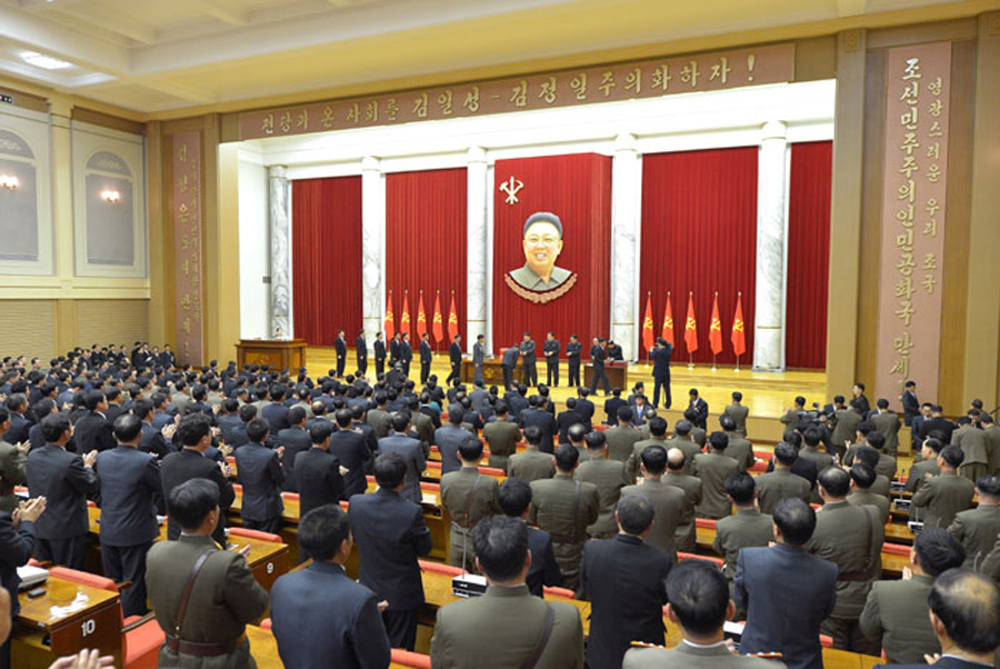 金正恩親自表彰朝軍水產(chǎn)部門有功人員 崔龍海宣讀政令