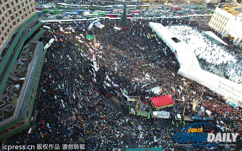 韓國(guó)民主勞總發(fā)起總罷工 與警方?jīng)_突不斷