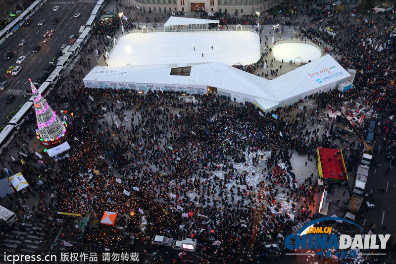 韓國(guó)民主勞總發(fā)起總罷工 與警方?jīng)_突不斷