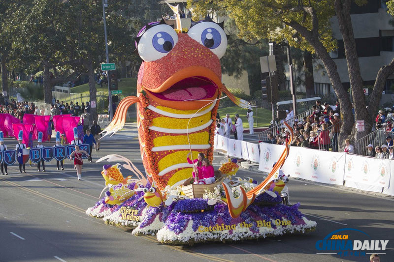 美國加州玫瑰花車游行迎馬年 中國元素花車獲獎